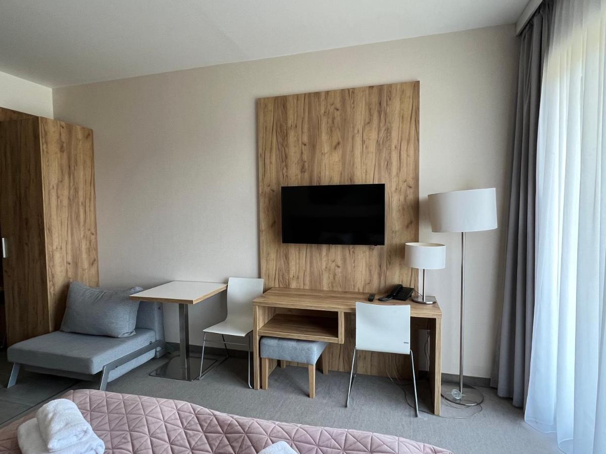 Aparthotel Apartamenty Czarna Gora 112 Сенна Экстерьер фото