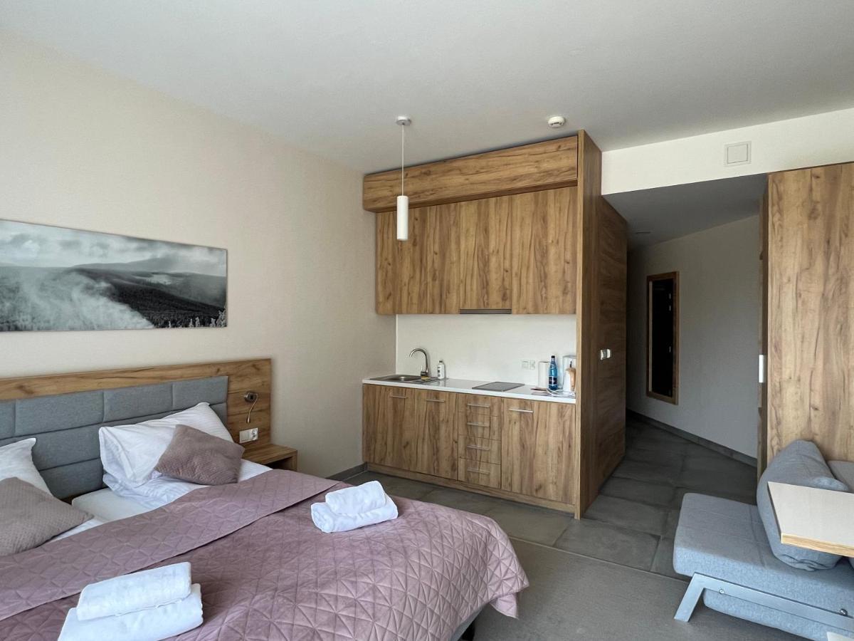Aparthotel Apartamenty Czarna Gora 112 Сенна Экстерьер фото